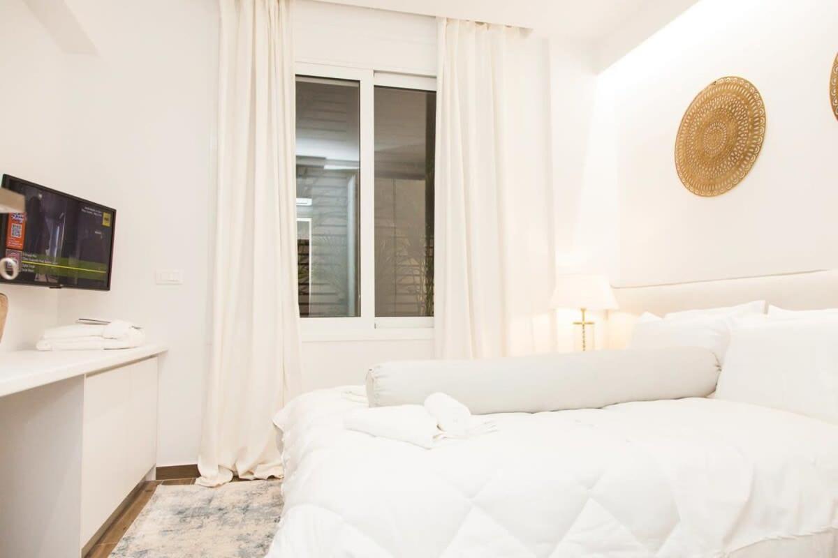 Comfortable 2 Bd Apt Near Sintagma Square Athens Exterior photo