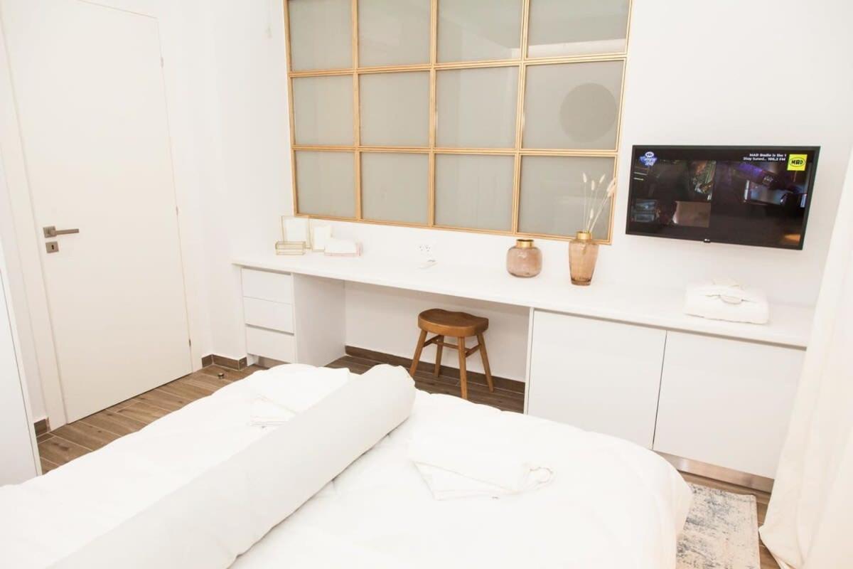 Comfortable 2 Bd Apt Near Sintagma Square Athens Exterior photo